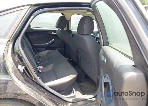 2013 Ford Focus Se z USA, uszkodzony, nr VIN 1FADP3F27DL278668